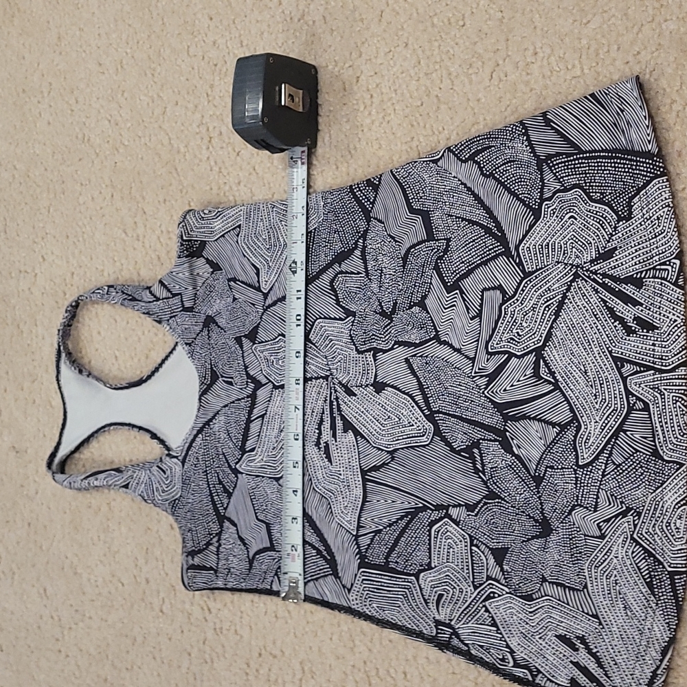 Lululemon sz 10 tank EUC